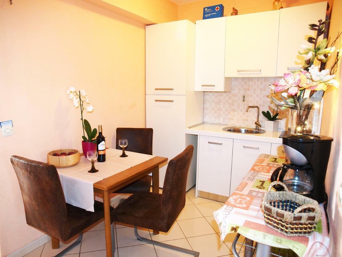 Apartmani Diana Makarska Buitenkant foto