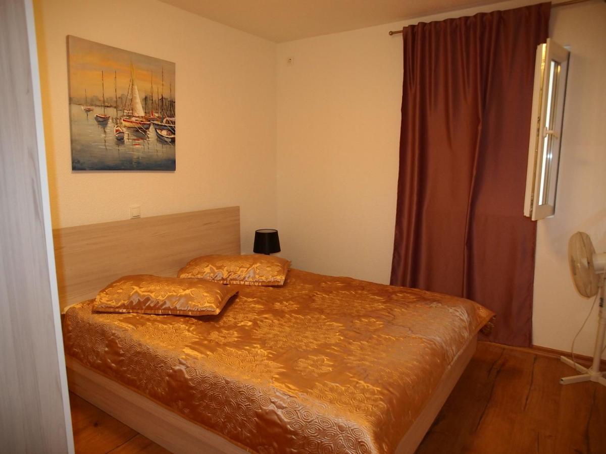 Apartmani Diana Makarska Buitenkant foto